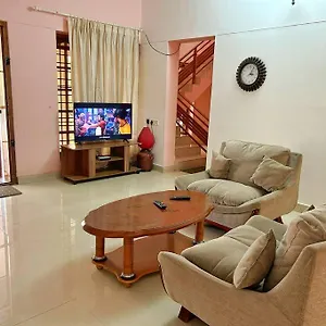 La Casa Trivandrum 4 Bhk Ac Luxury At Centre, Just 6 Kms To Airport Villa
