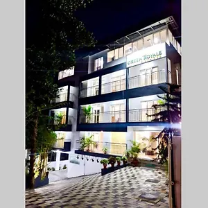 Royale Living Spaces - Luxury Serviced Aparthotel
